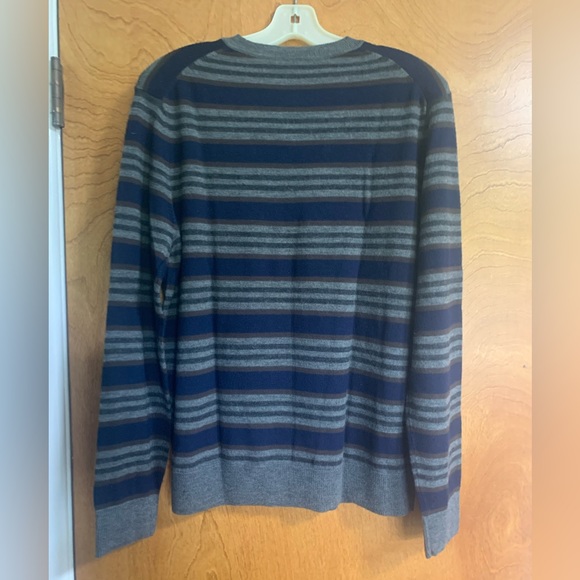 Italian merino wool sweater - Picture 3 of 3